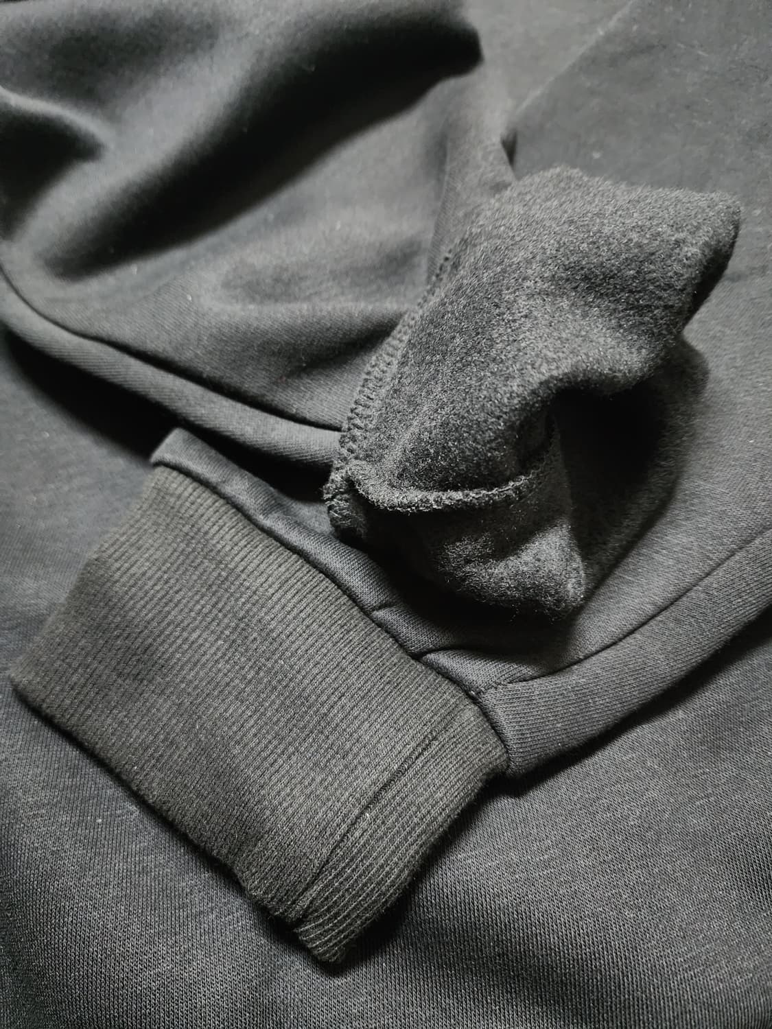 미사용 미키마우스 아웃도어 검정 기모 맨투맨티 상품이미지9