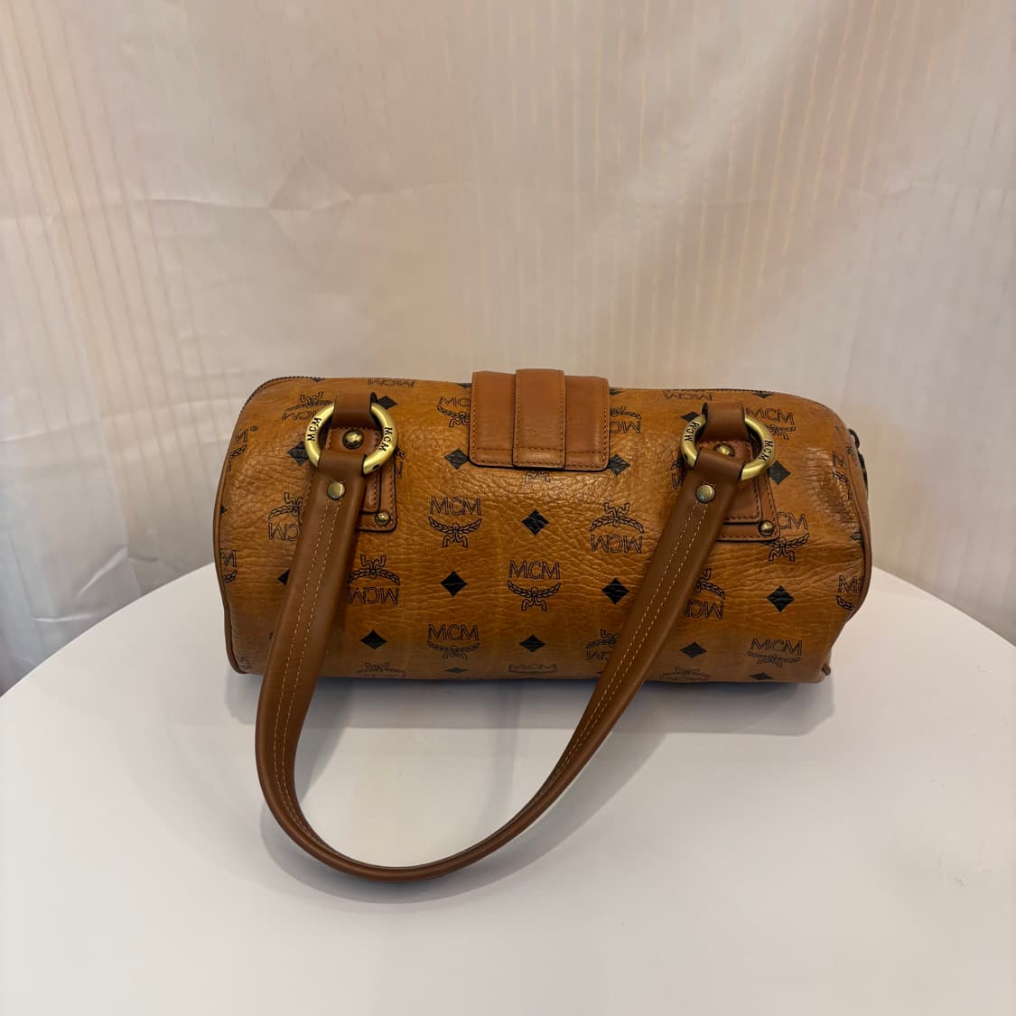 정품 MCM 황토 비세토스 원통백     상품이미지4