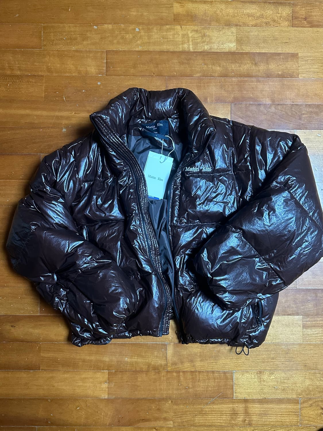 마뗑킴 글로시 패딩 다크브라운 상품이미지4