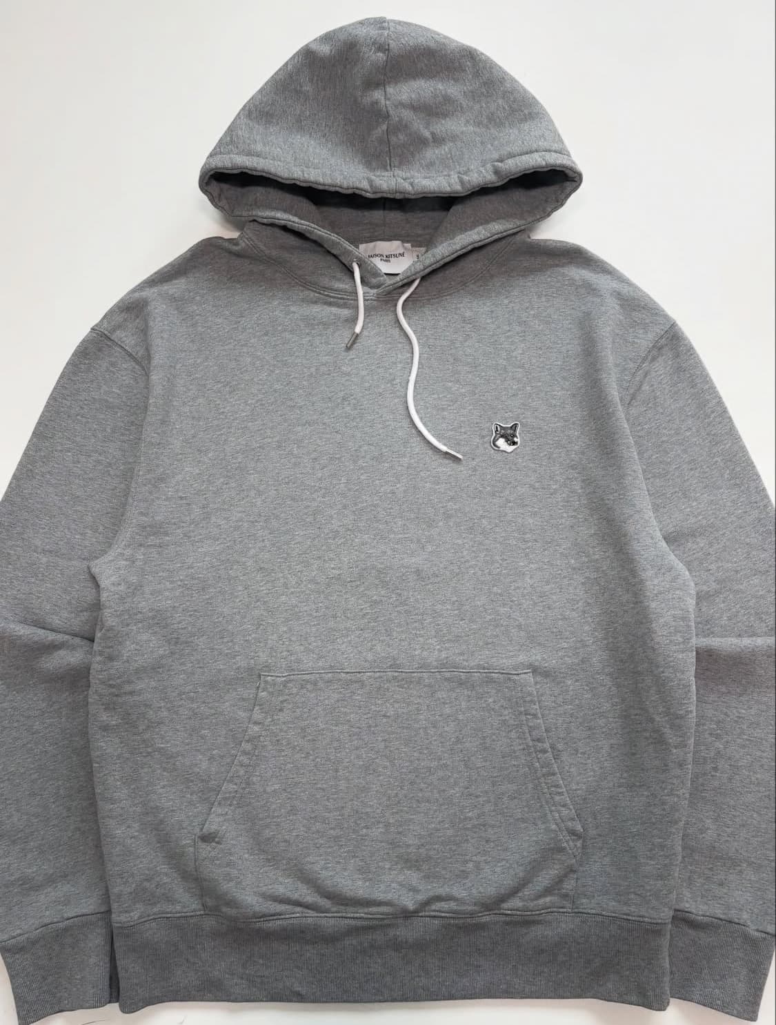 MaisonKitsune 메종키츠네 그레이 폭스패치 후드티 상품이미지4
