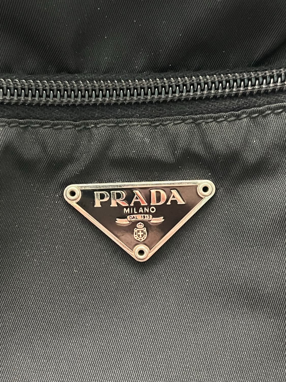 [OS] 프라다 나일론 포코노 크로스백 상품이미지5