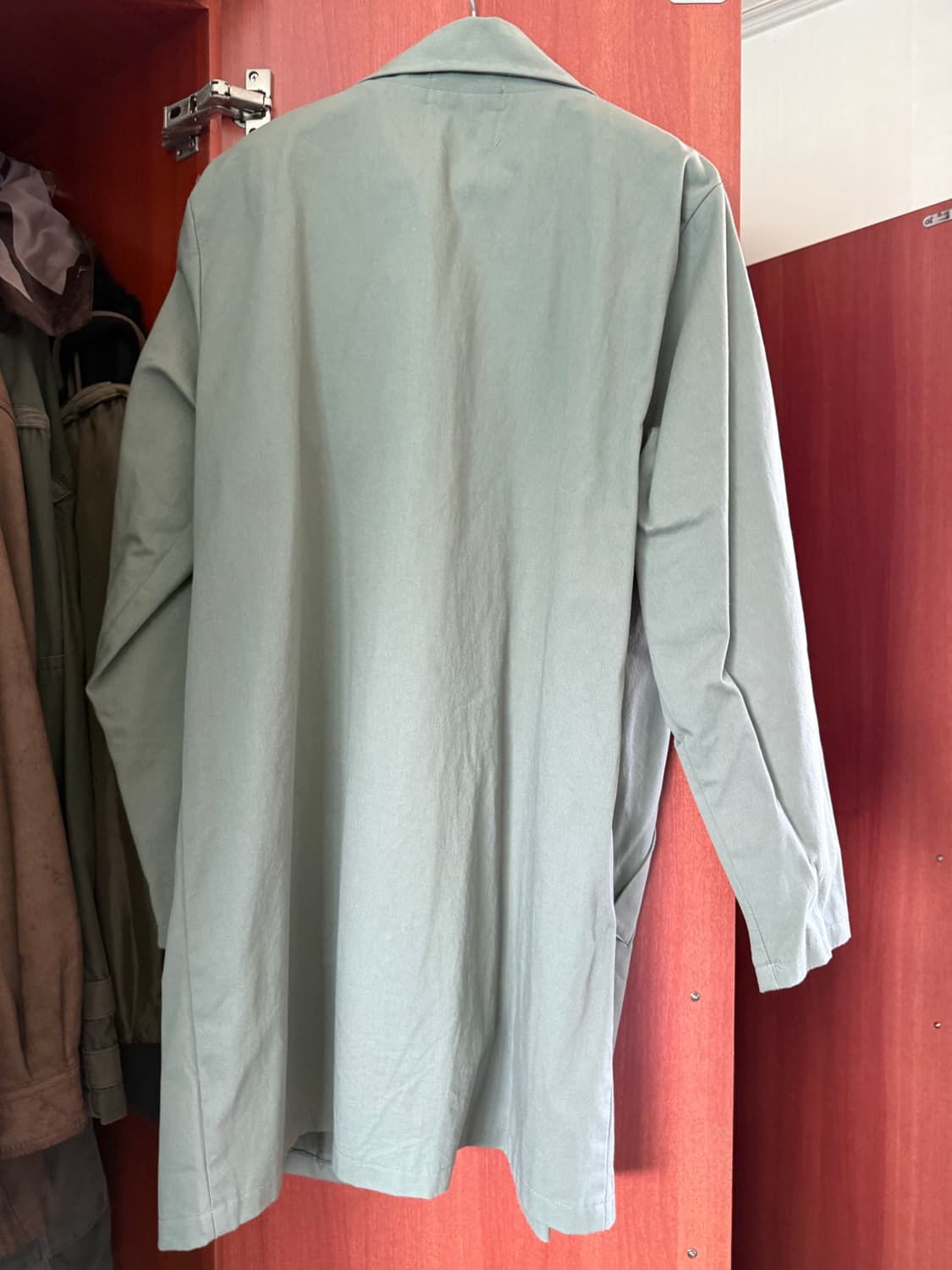 모던한 카키색 중기장 코트 L 상품이미지3