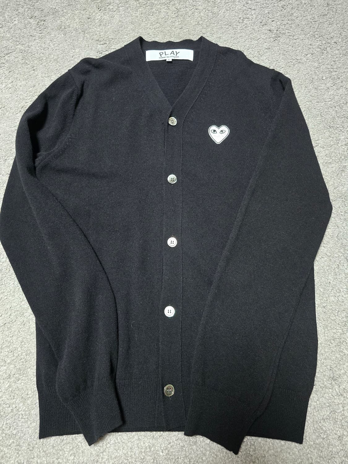 [미실착] 꼼데가르송 플레이 화이트 하트 블랙 가디건 상품이미지1