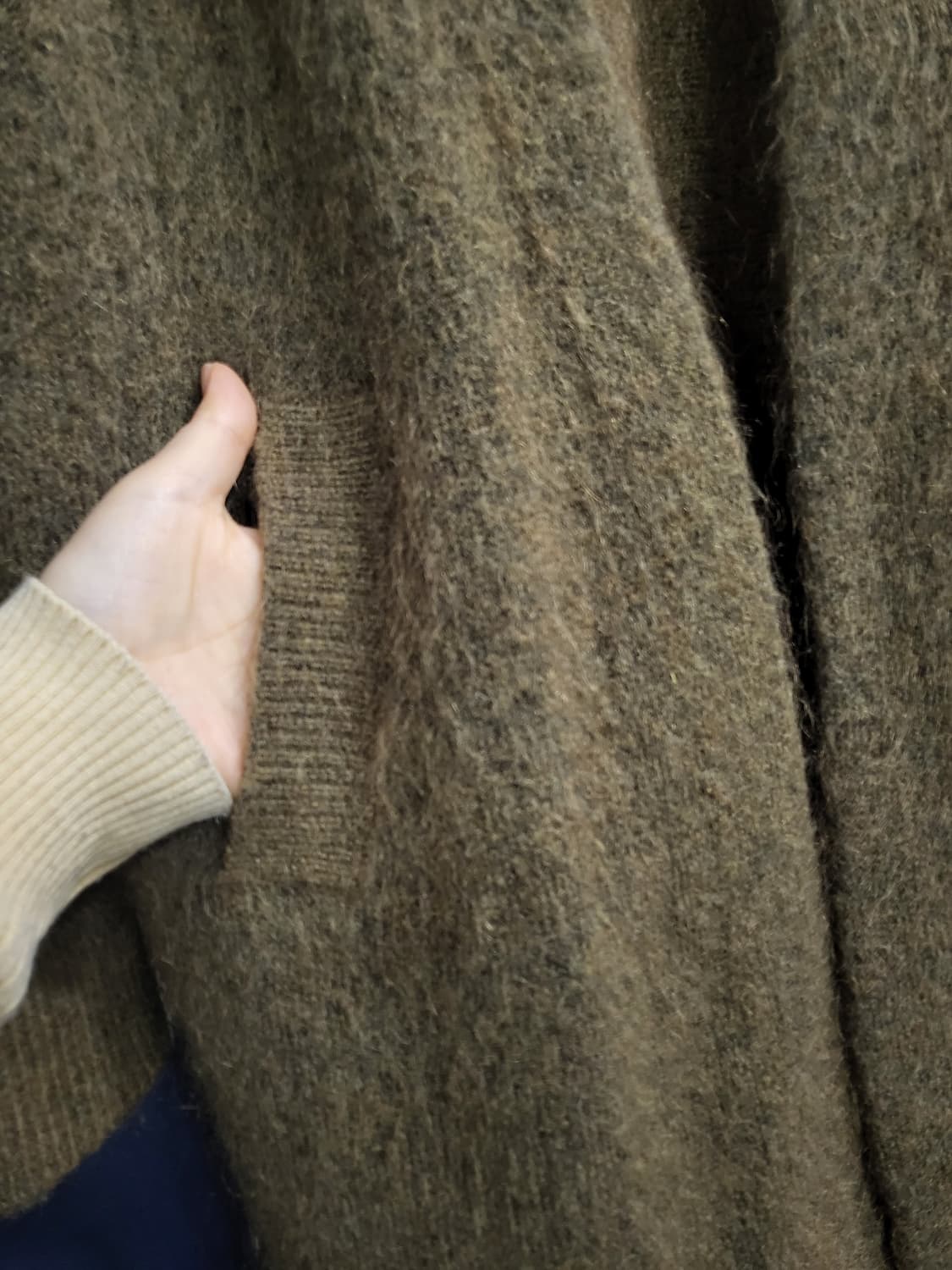 아크네 스튜디오 모헤어 롱가디건 상품이미지3