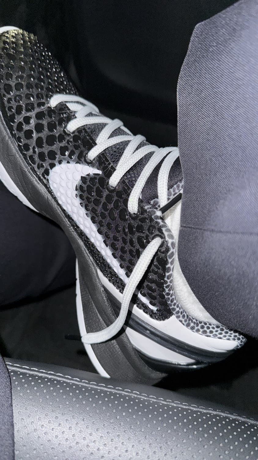 코비6 맘바시타(260) 상품이미지1