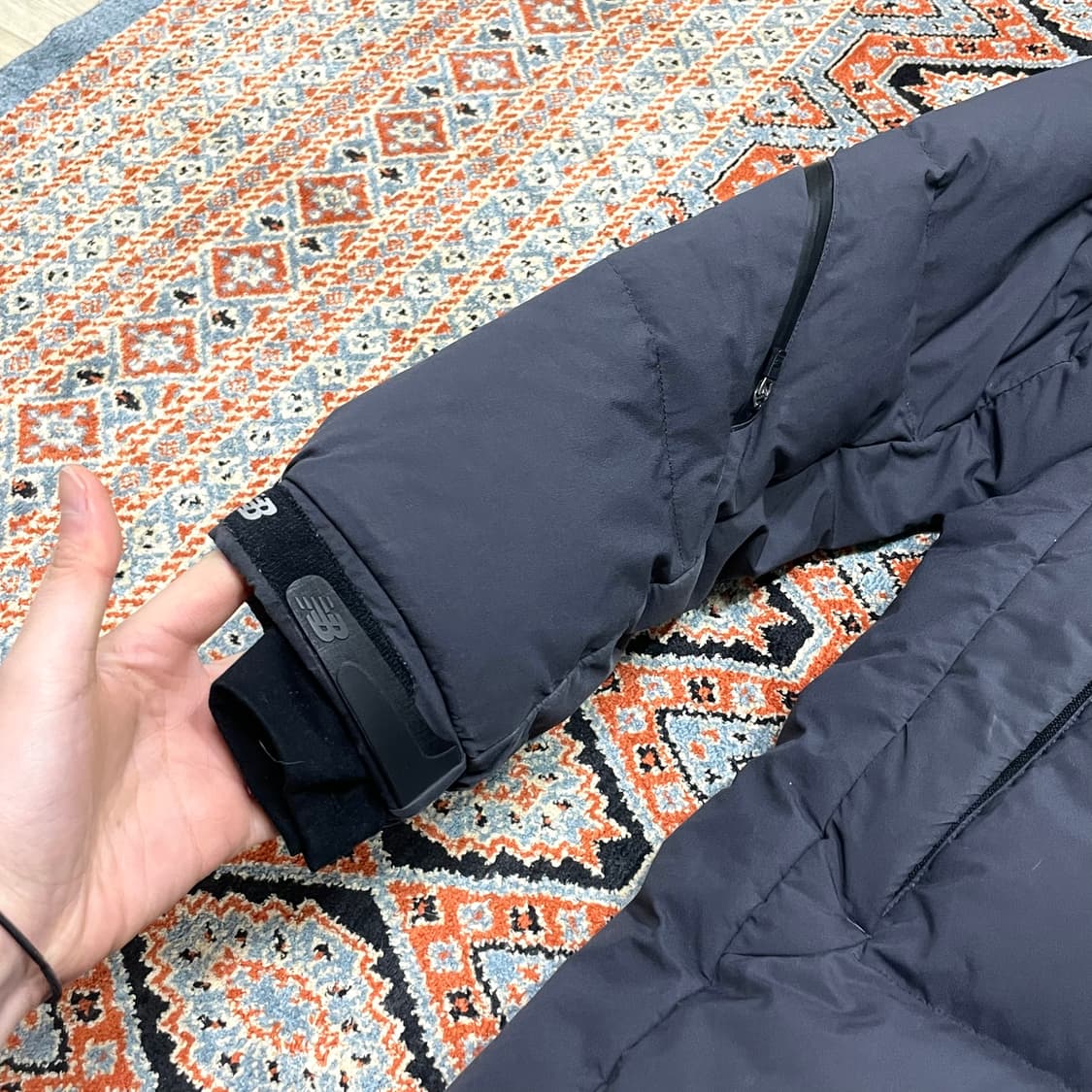 뉴발란스 차콜 덕다운 롱패딩 점퍼 남성M 상품이미지3