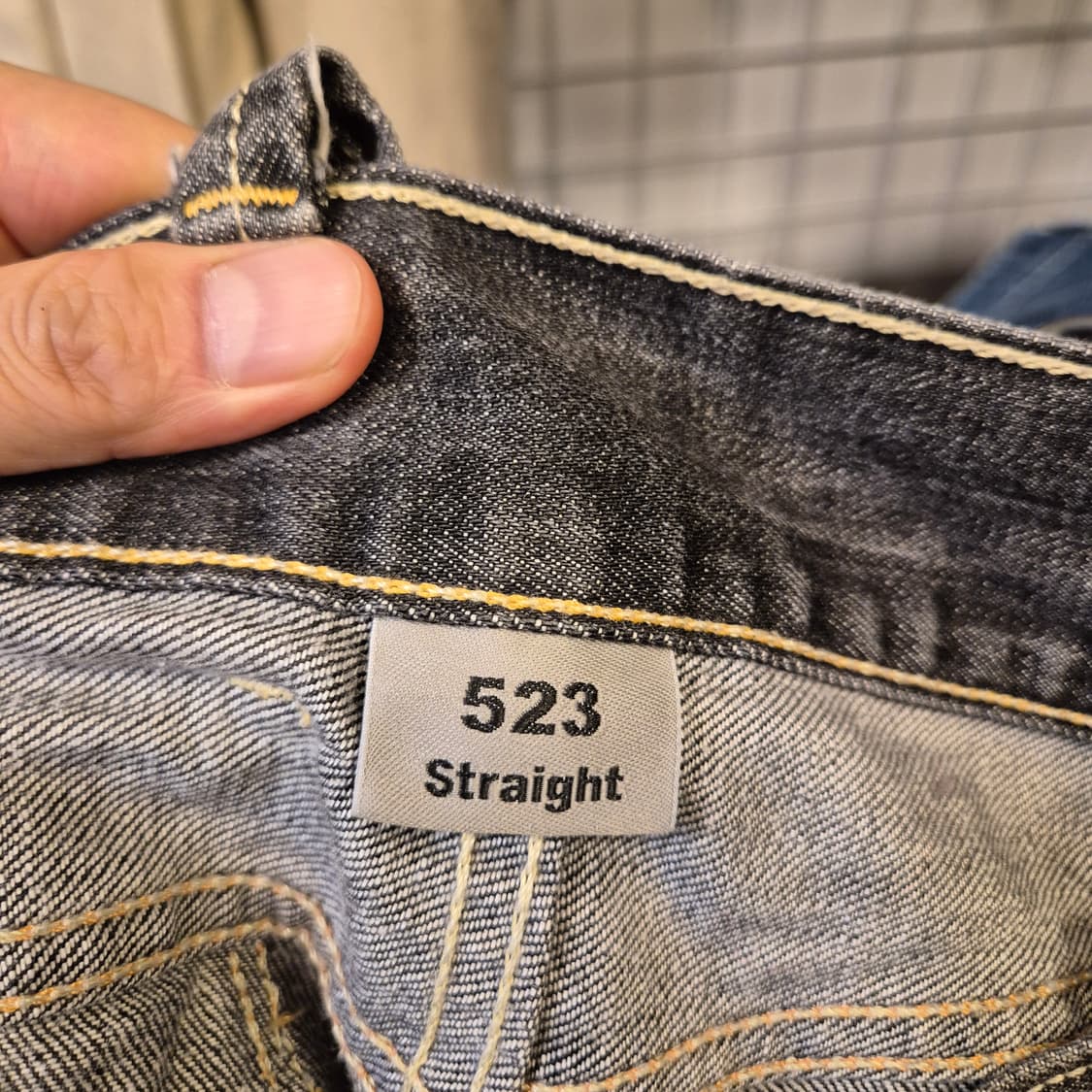 30인치 리바이스 523 워싱그레이 청바지  상품이미지4