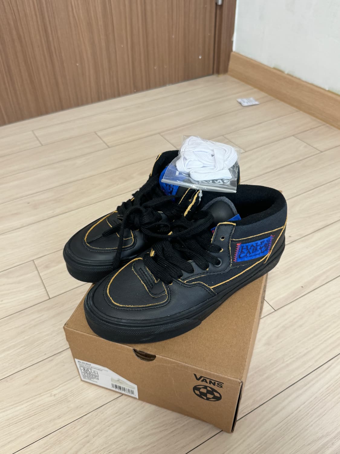 [새상품]반스 x 아이앱 스튜디오 하프 캡 블랙 퍼플 225 iab 상품이미지1