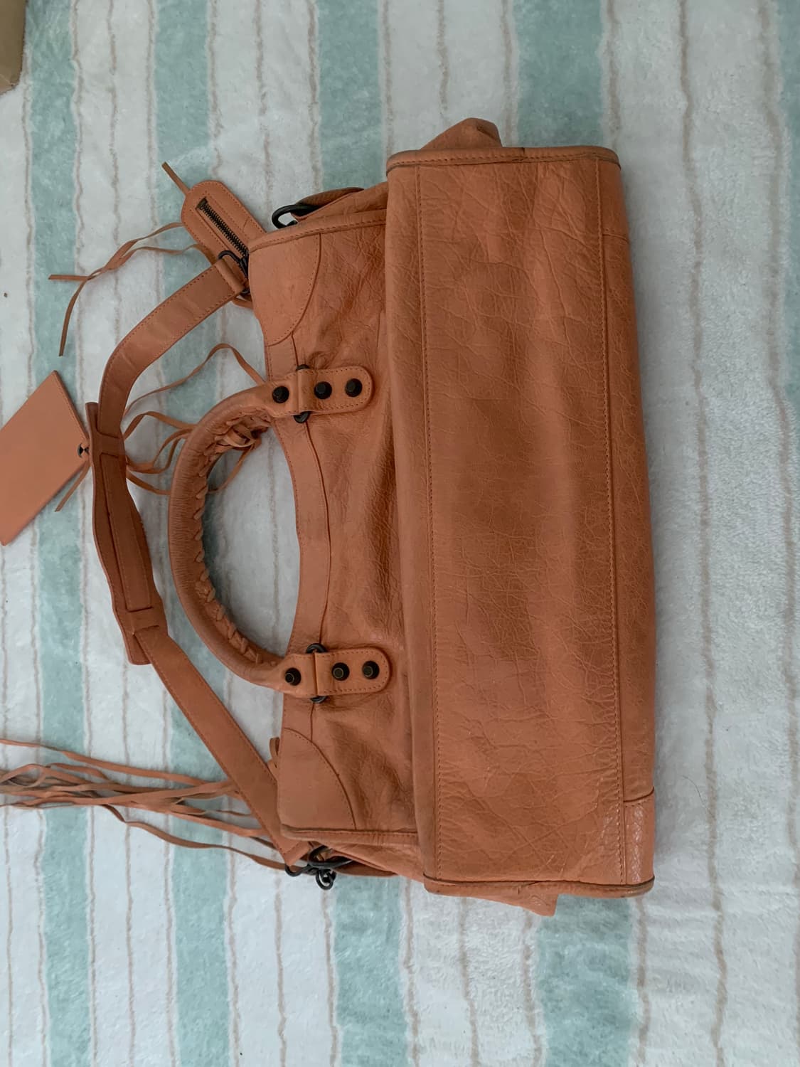 발렌시아가 시티백 미듐 르시티 모터백 상품이미지10