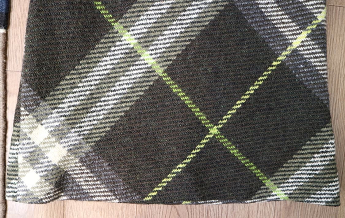 일본판 BURBERRY 버버리 런던 울 두툼한 체크 트위드 스커트 상품이미지3