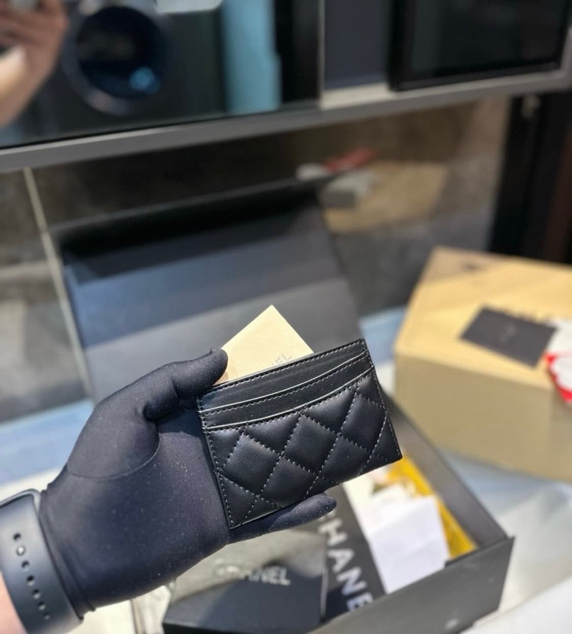  샤넬뷰티 램스킨 카드지갑 블랙 풀박스  상품이미지10