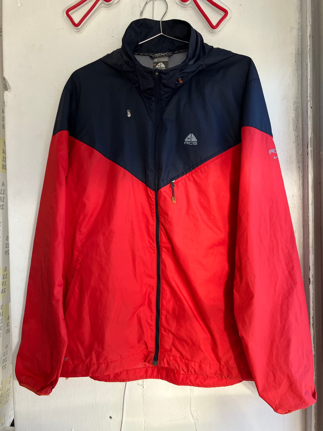 나이키 ACG 바람막이 M 상품이미지1