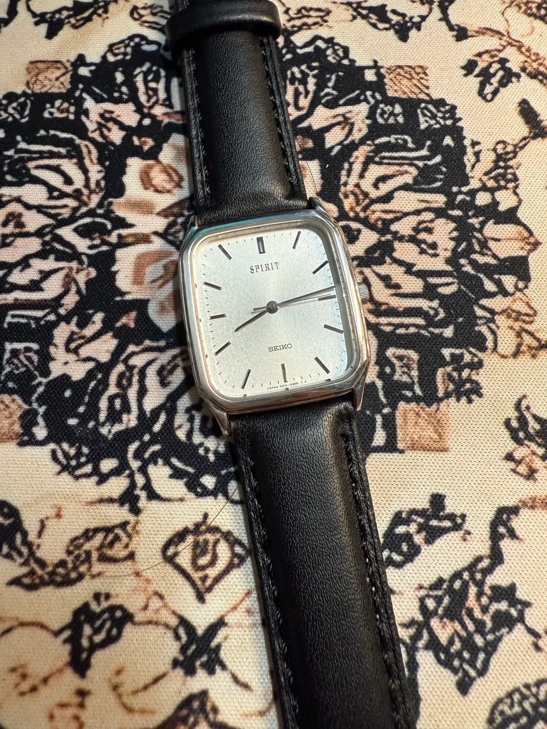 Seiko 빈티지 쿼츠 시계 상품이미지1