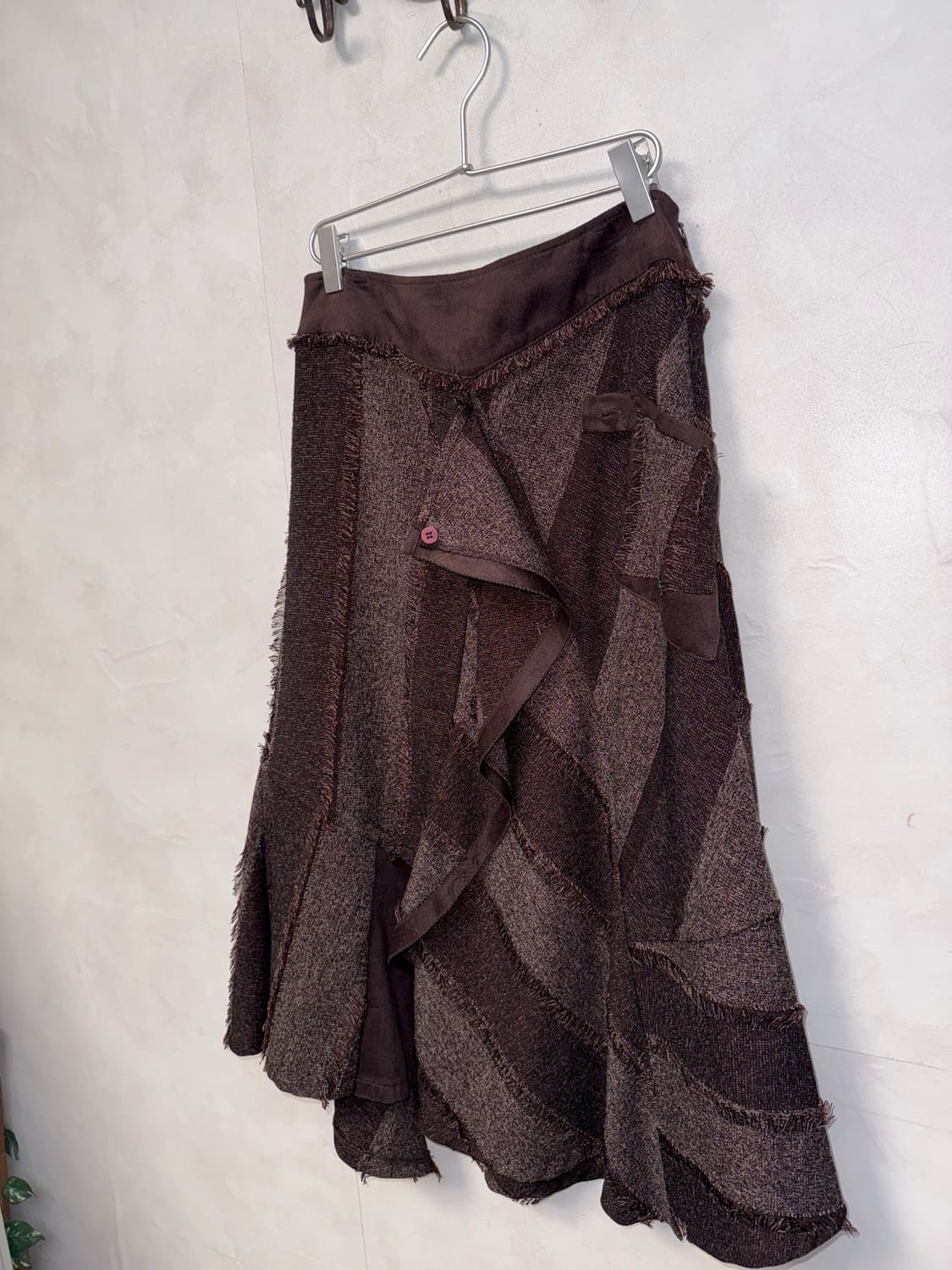 Dark brown grunge unbalanced layered sk 상품이미지2