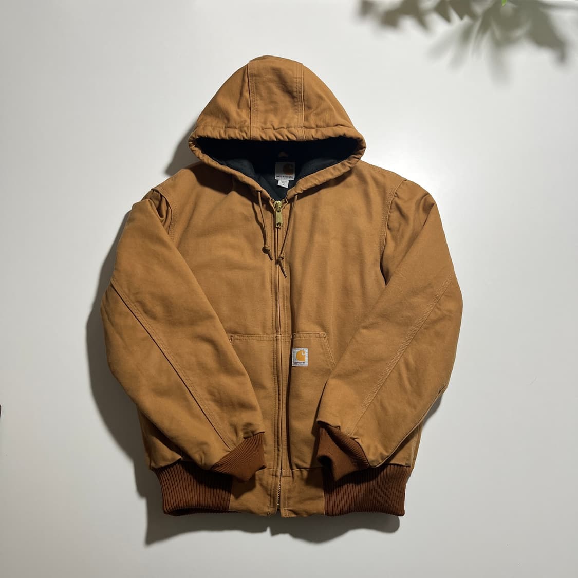 칼하트 J140 BRN 액티브 자켓 상품이미지1