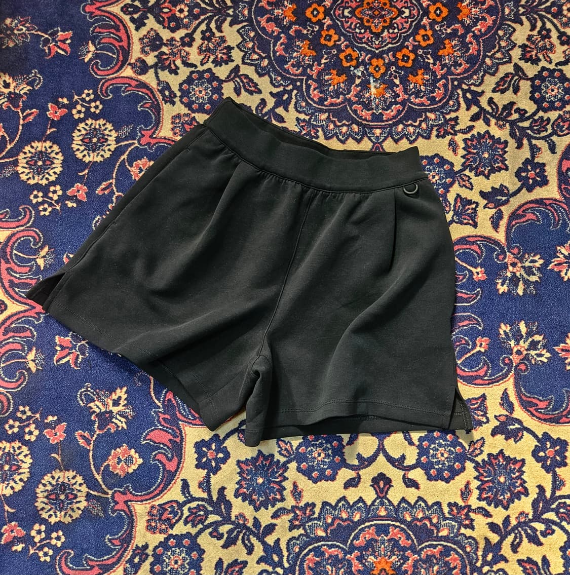 나이키(Nike)24.7 임파서블 미드라이즈 루즈 4인치 반바지 상품이미지1