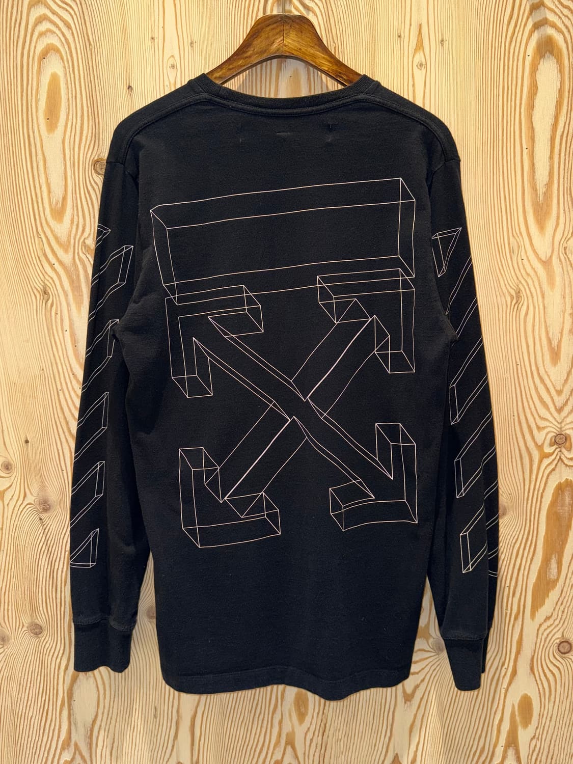 오프화이트 3d라인 애로우 맨투맨  상품이미지2