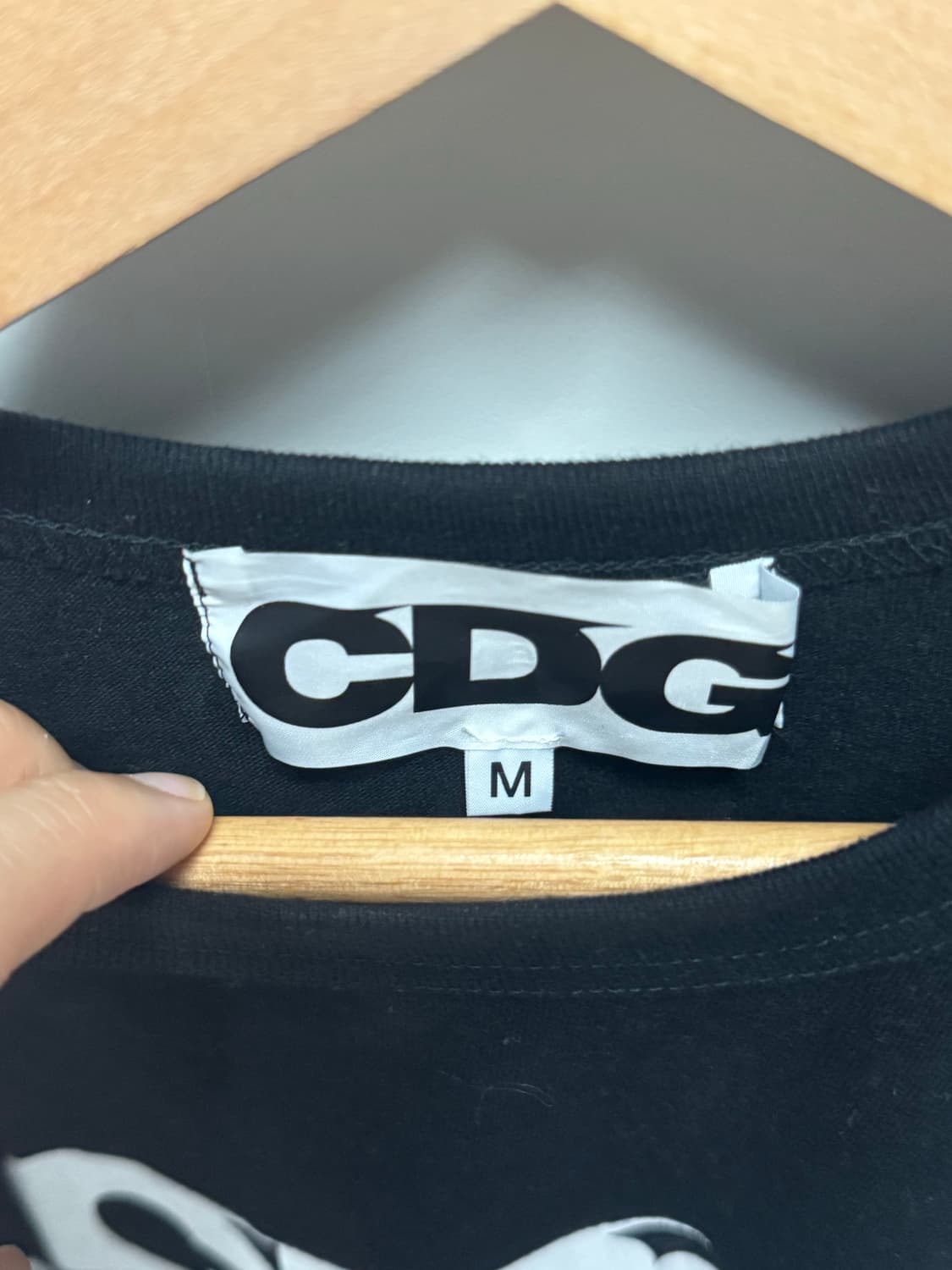 CDG 반팔 M사이즈 상품이미지3