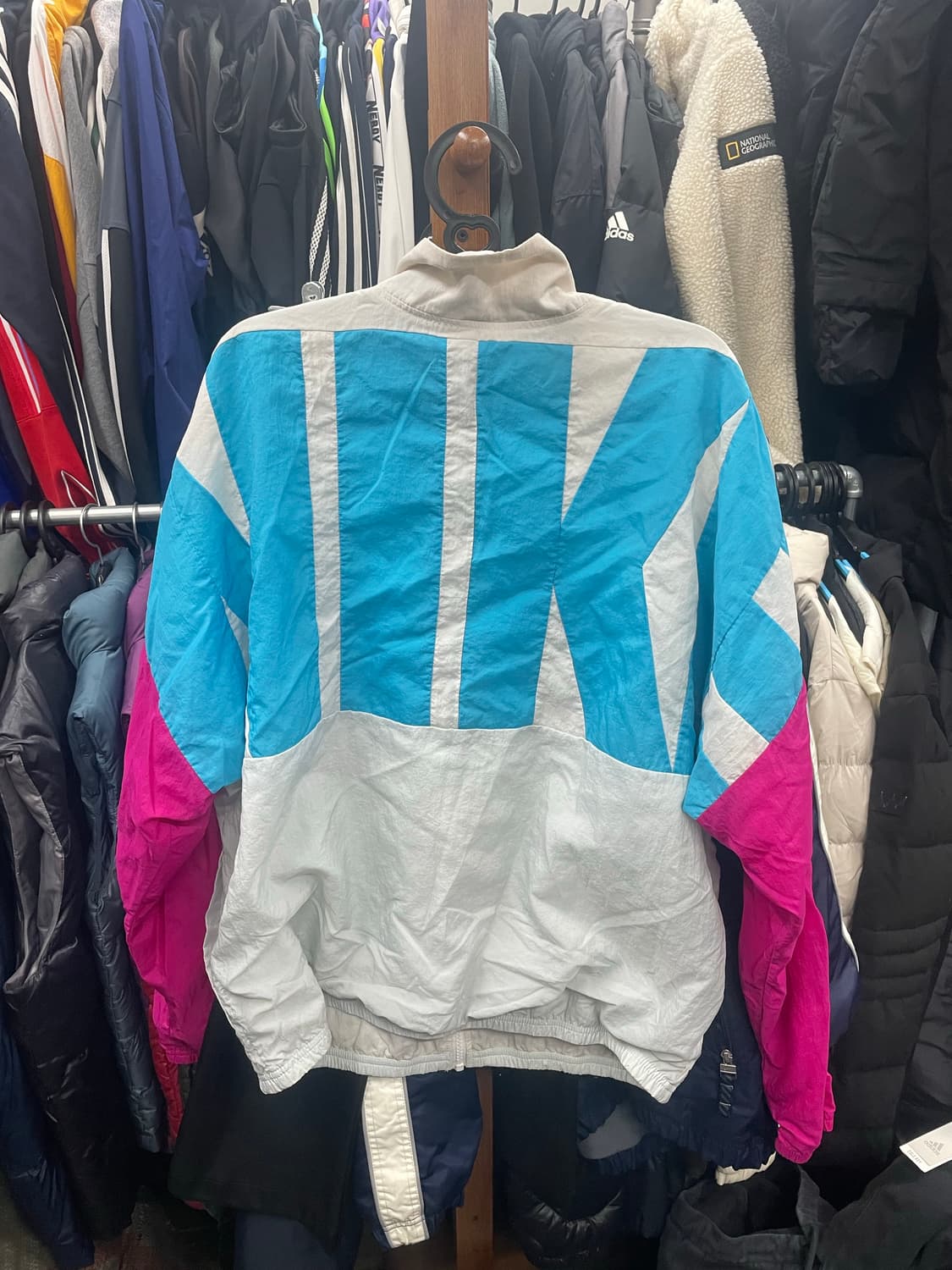 나이키 바람막이 m 가슴60 상품이미지3