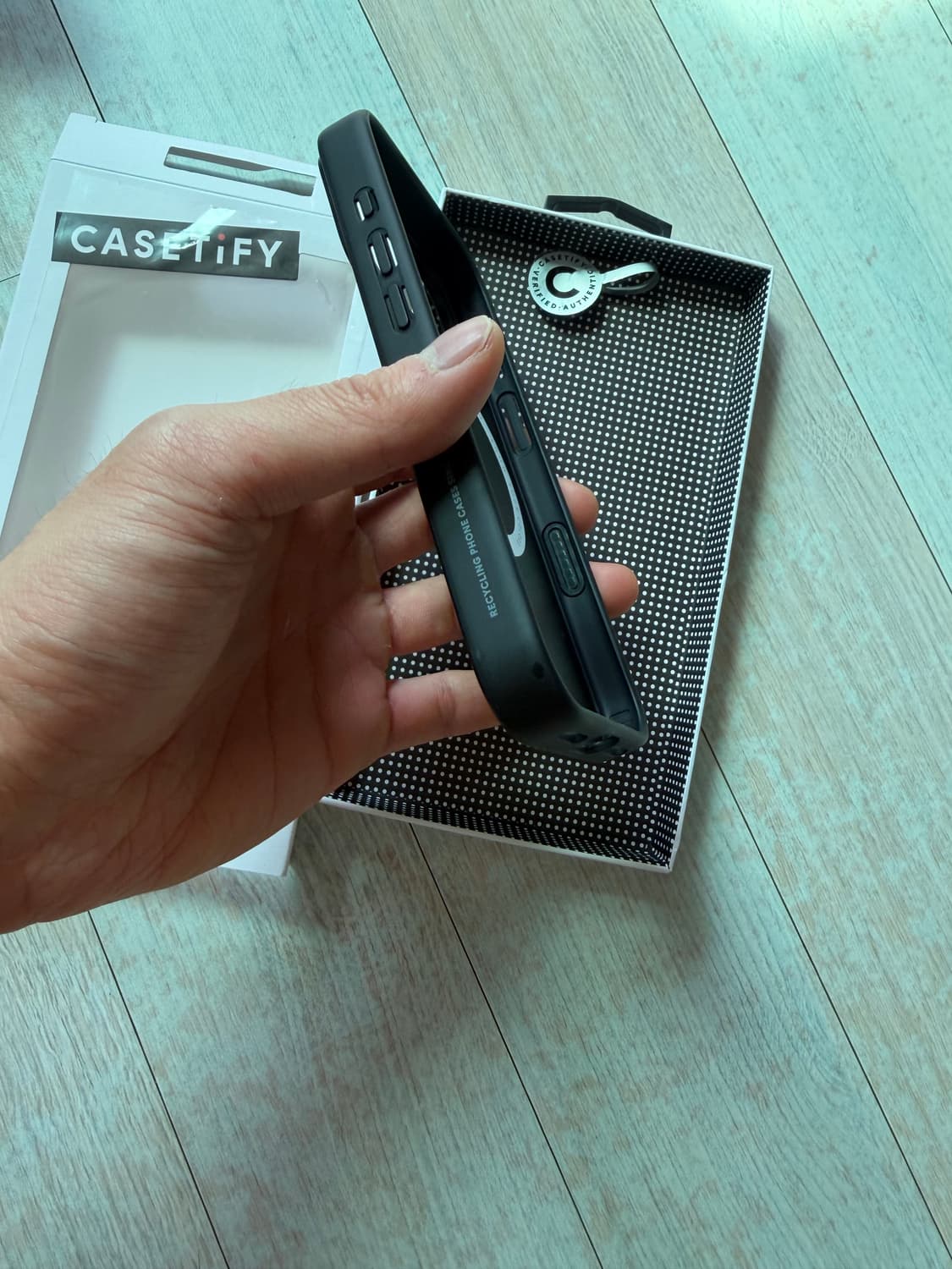 아이폰17프로 무라카미케이스 케이스티파이  상품이미지2