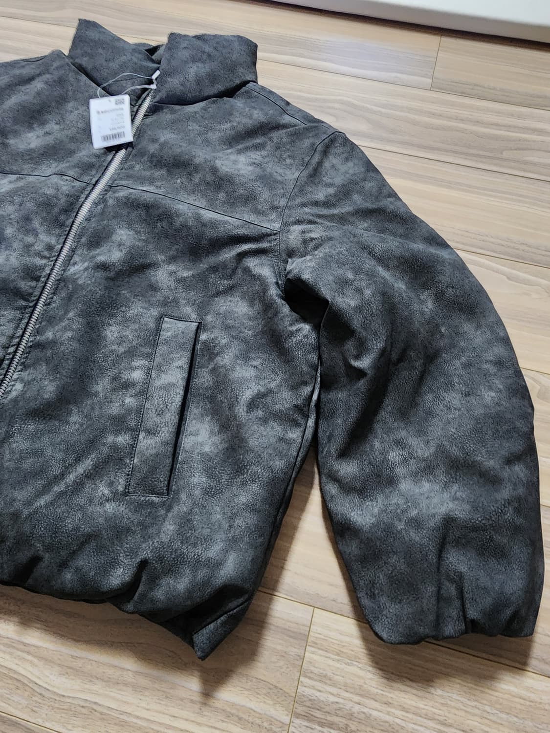 에잇세컨즈가죽패딩점퍼L그레이 상품이미지3