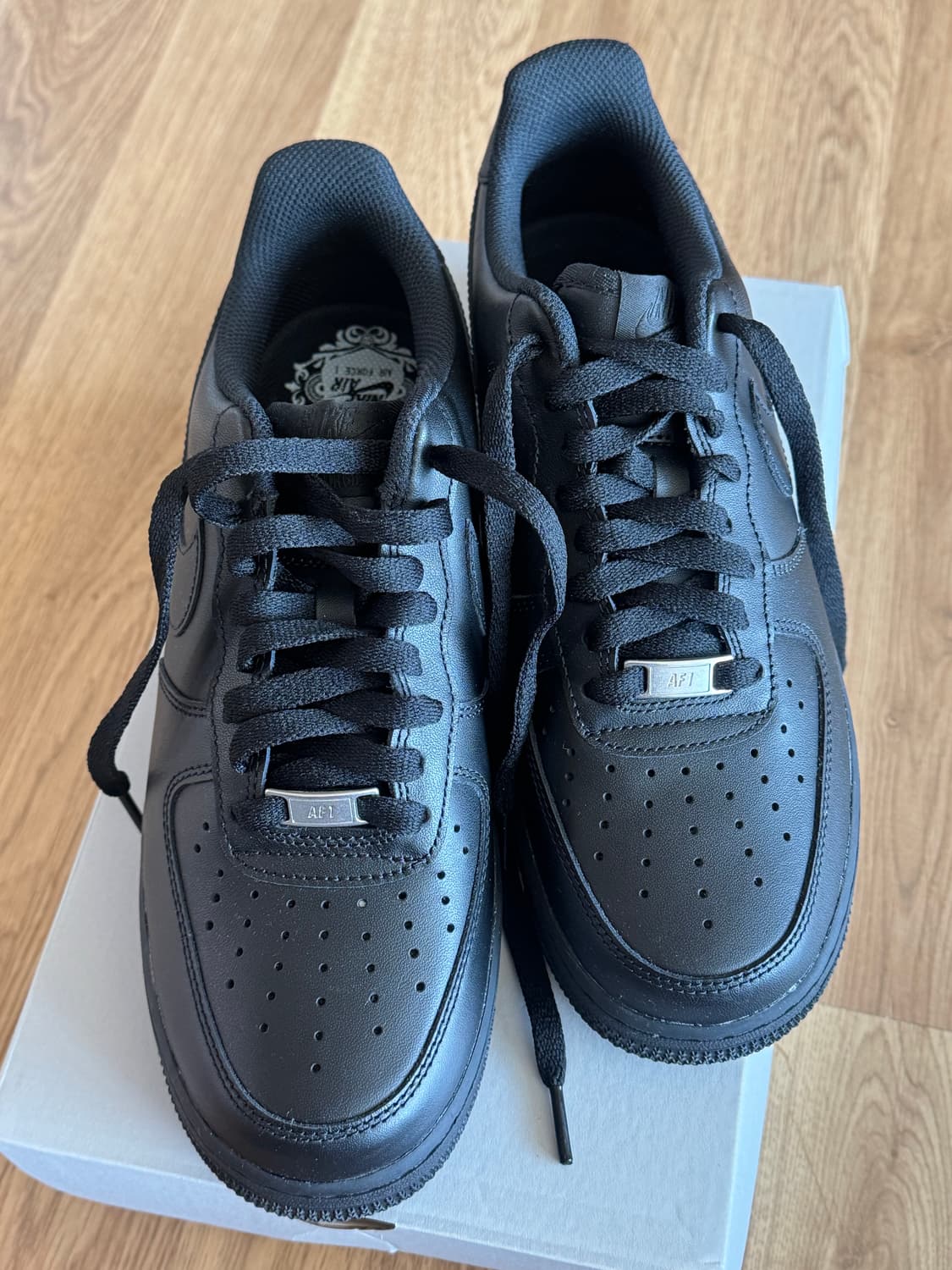 나이키 에어포스 1 07 로우 트리플 블랙 265 상품이미지2