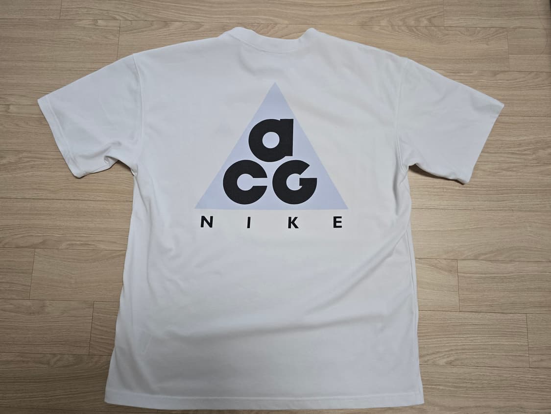 나이키 ACG 반팔티 상품이미지2