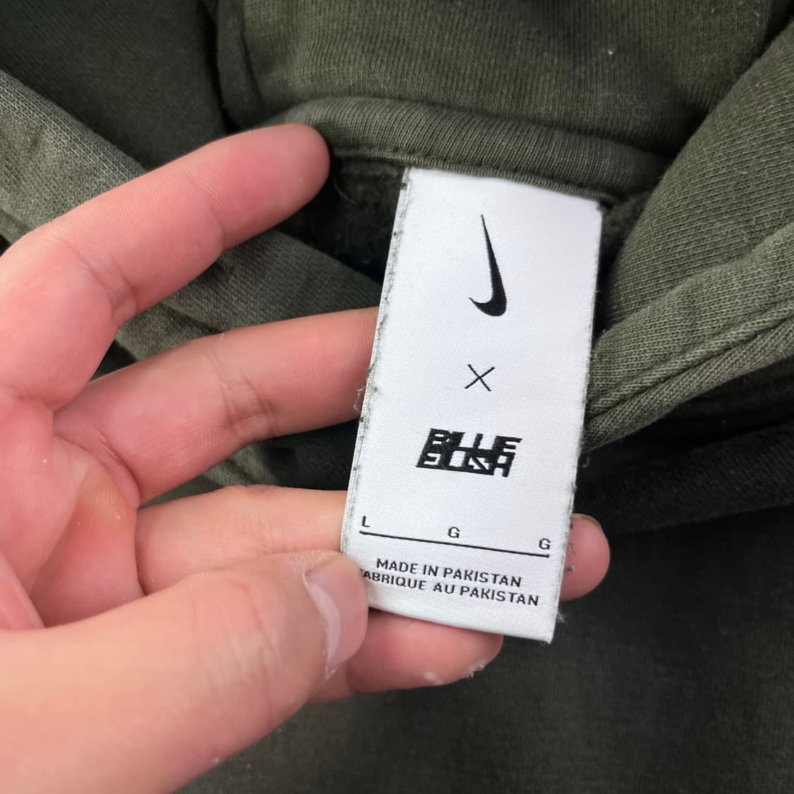 100 나이키 X 빌리아일리시 카키 후드티 상품이미지4