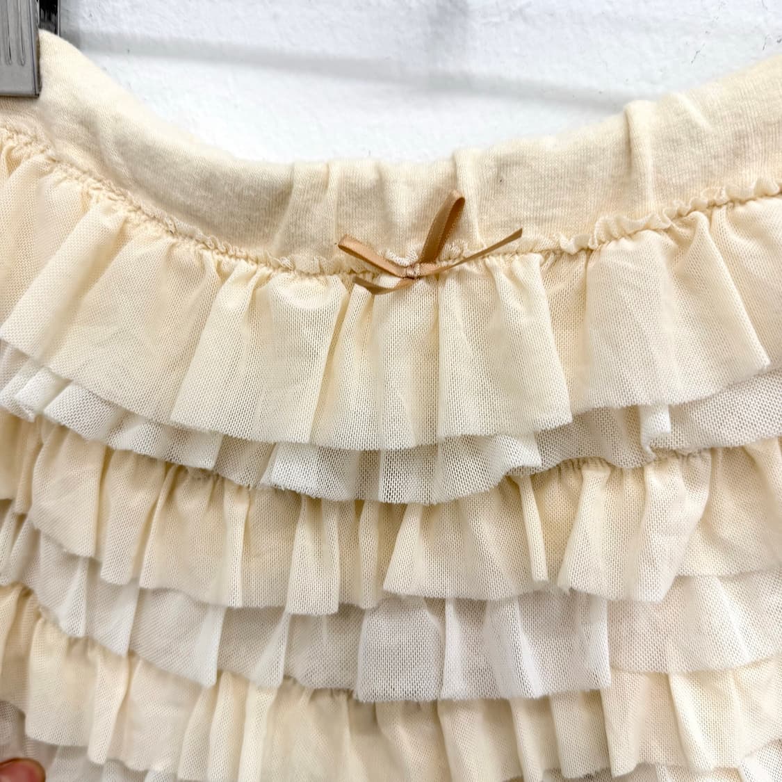 Ivory tiered ruffle shorts 상품이미지3