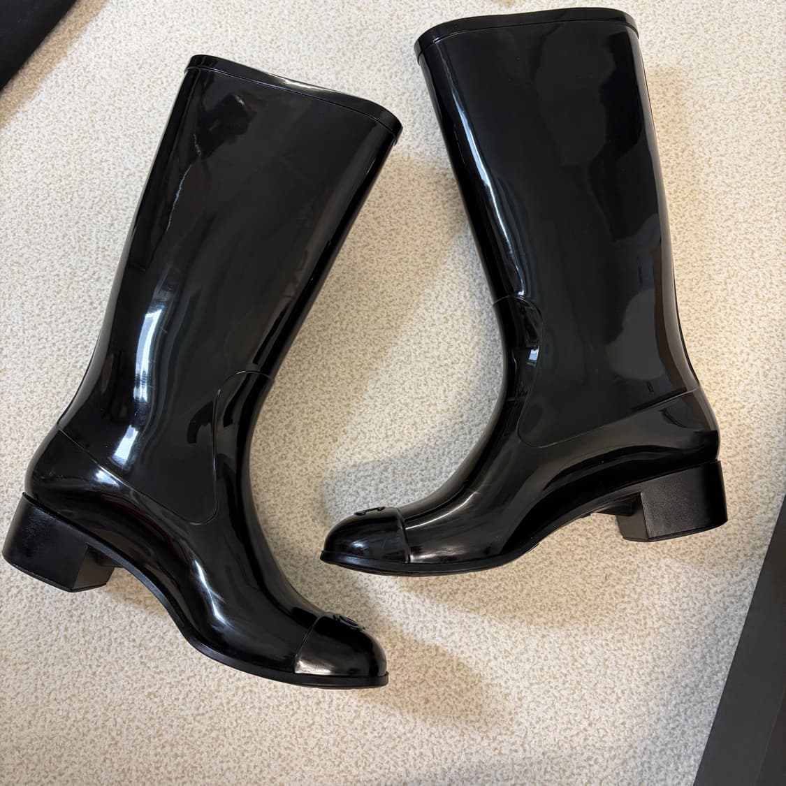 샤넬 까멜리아 레인부츠 37 상품이미지6