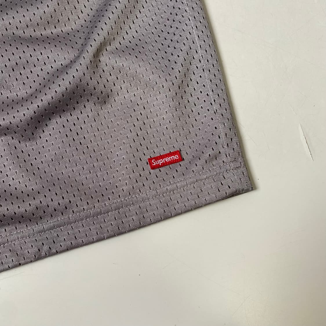 [M] 슈프림 스몰 박스 배기 메쉬 쇼츠 실버 상품이미지3