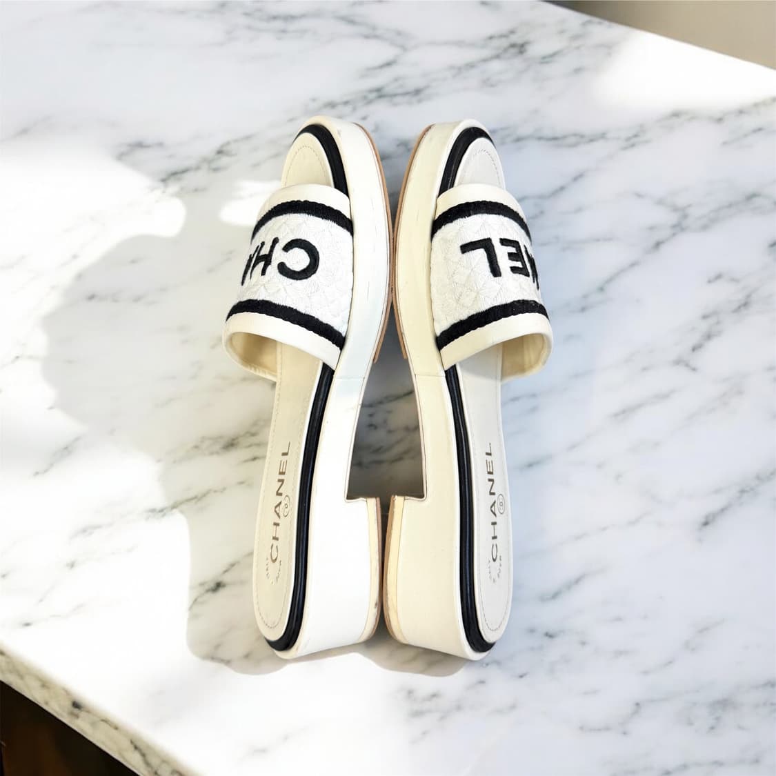 37/ 샤넬 램스킨 자수 트위드 뮬 슬리퍼 상품이미지8