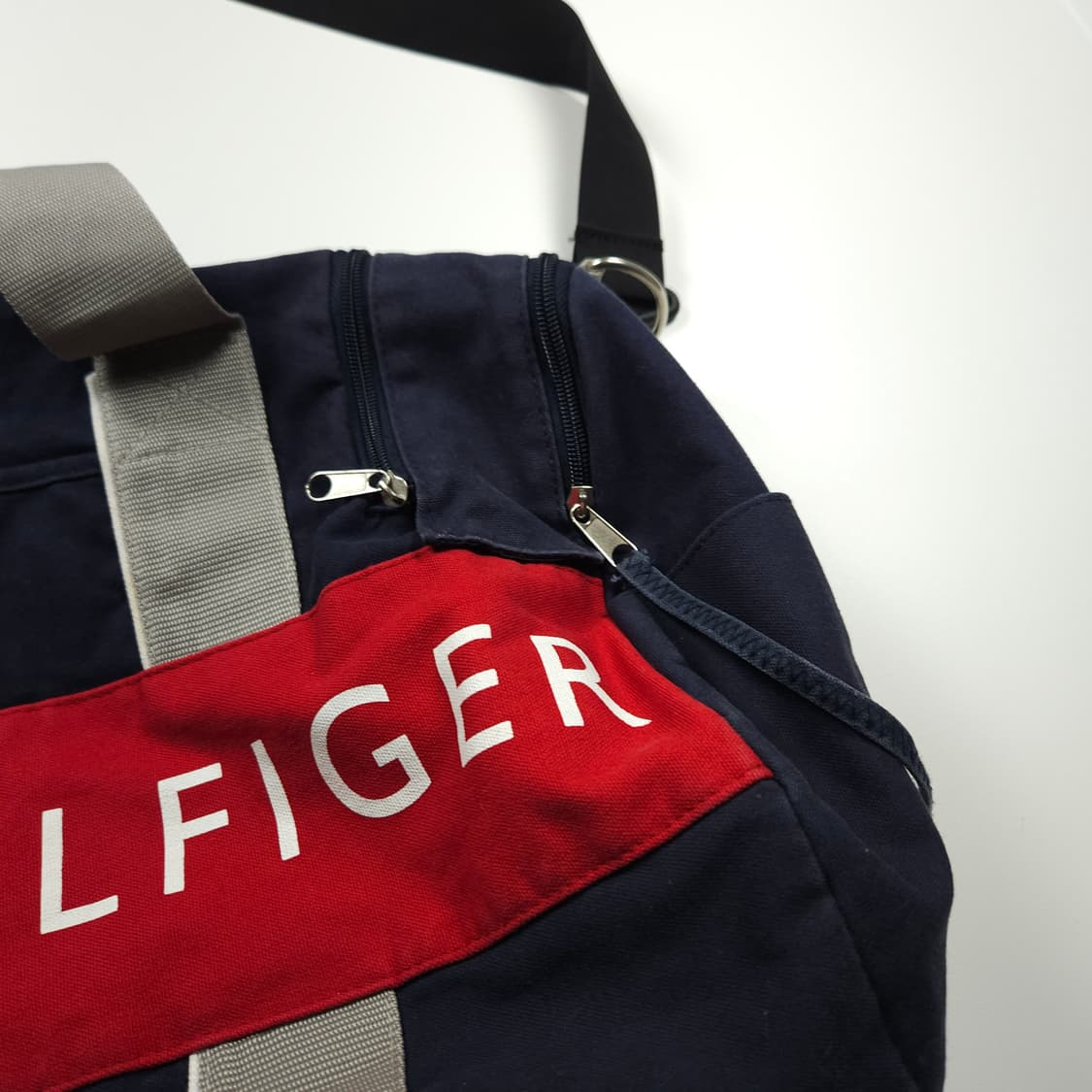 00s 타미힐피거 올드스쿨 스펠아웃 빅로고 짐백 (OS) 상품이미지3