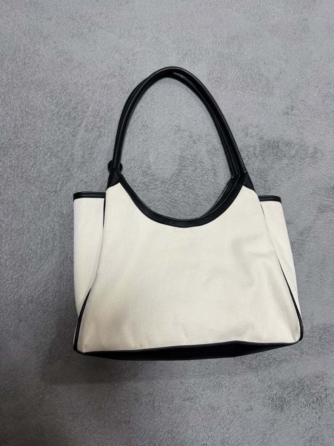 아카이브앱크 캔버스 트라이앵글 숄더백 상품이미지2