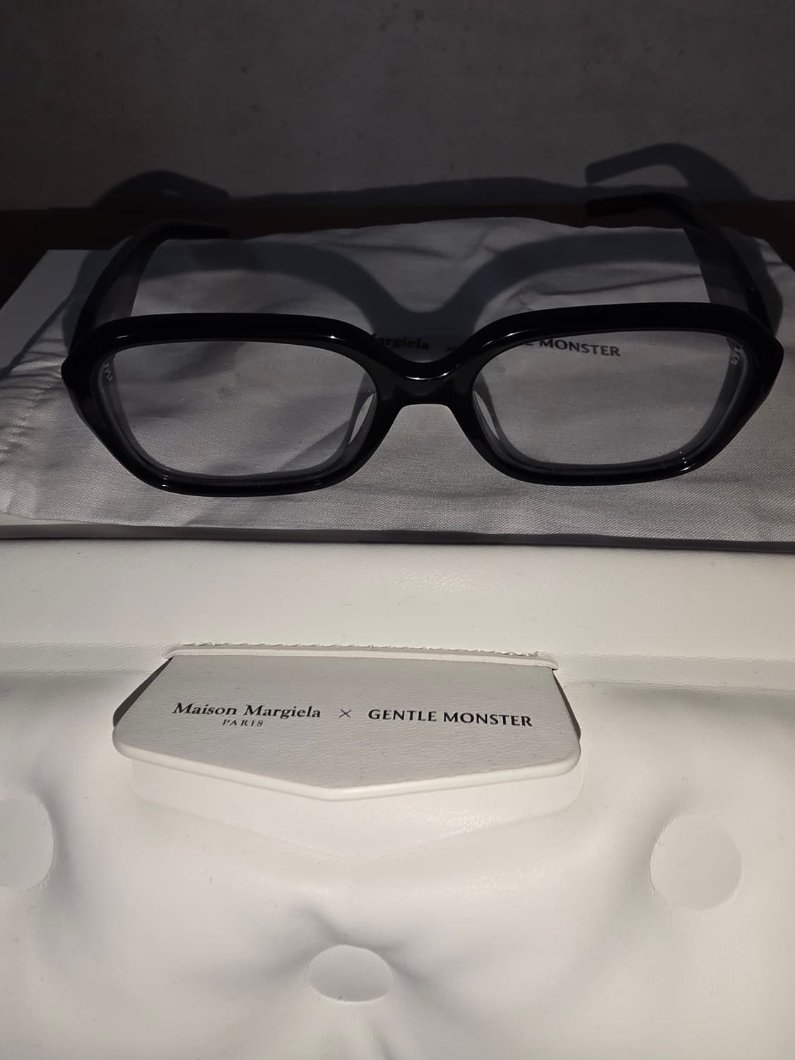 젠틀 몬스터 x 메종 마르지엘라 MM212 블랙 클리어 상품이미지3