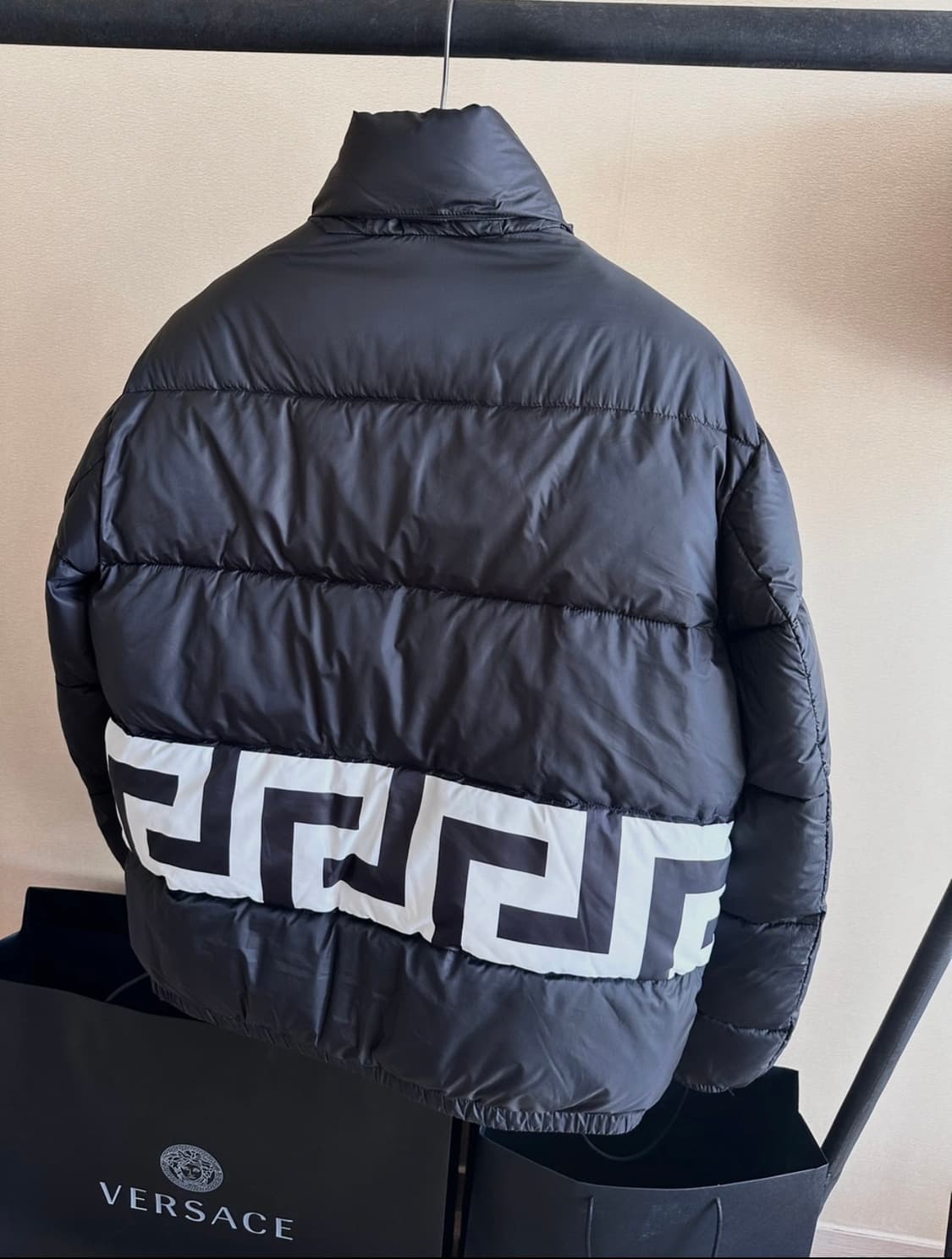 베르사체 컬렉션 한장판 패딩 리미티드에디션 상품이미지3