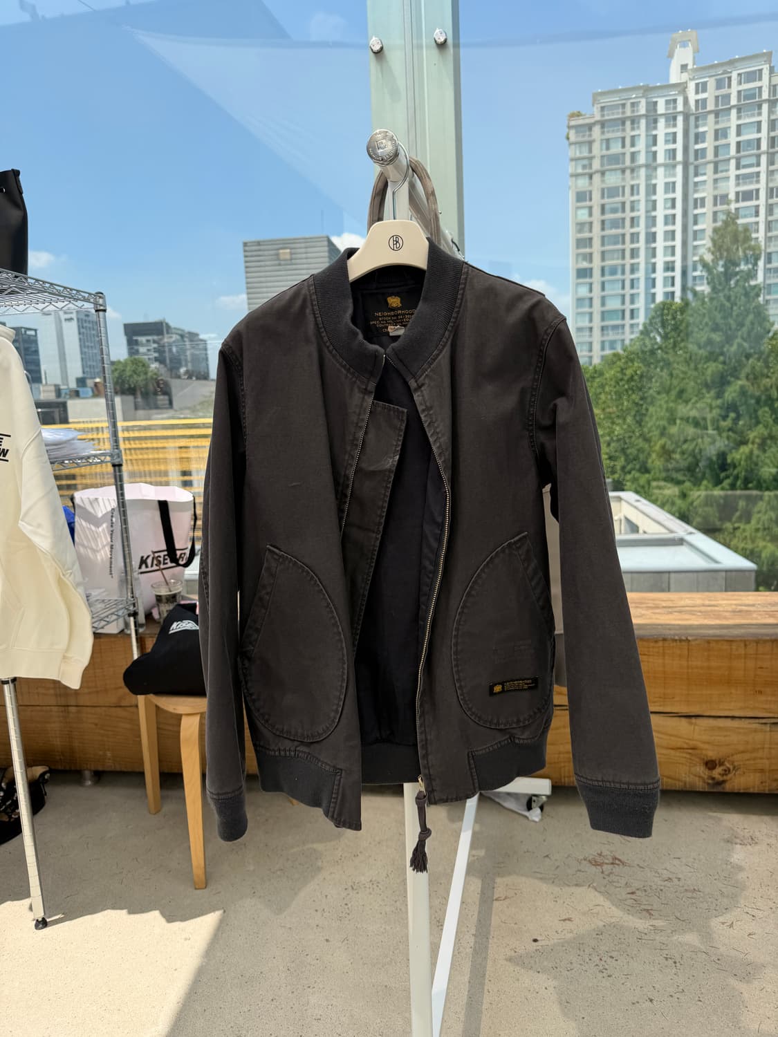 Neighborhood 상품이미지1