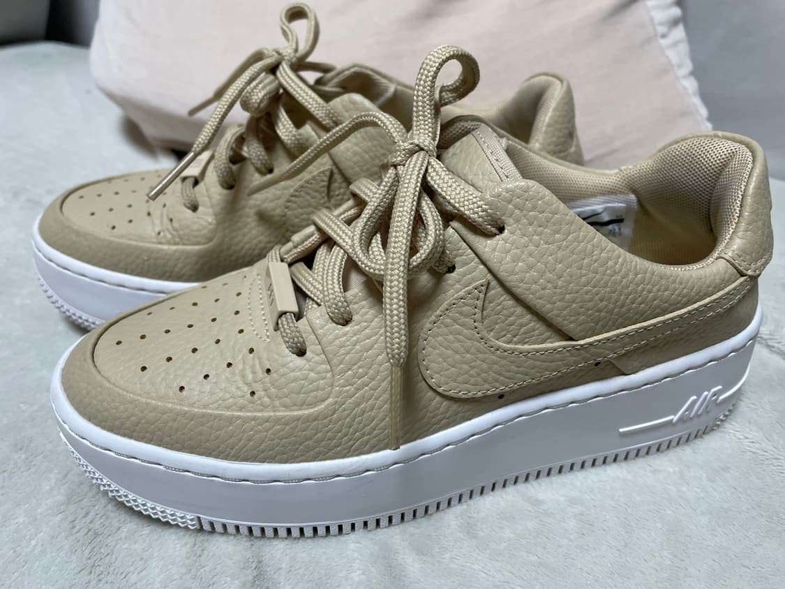 나이키 에어포스 1 세이지 로우 2 데저트 225 상품이미지1