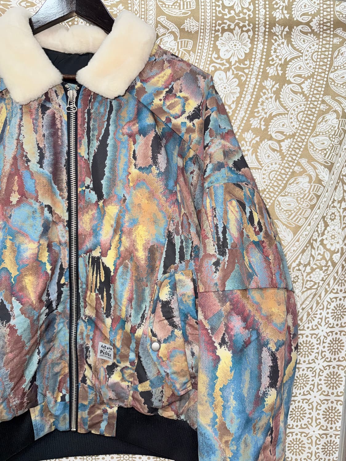 ANTI WAR & PEACE 빈티지 패턴 양털 카라 점퍼 상품이미지2