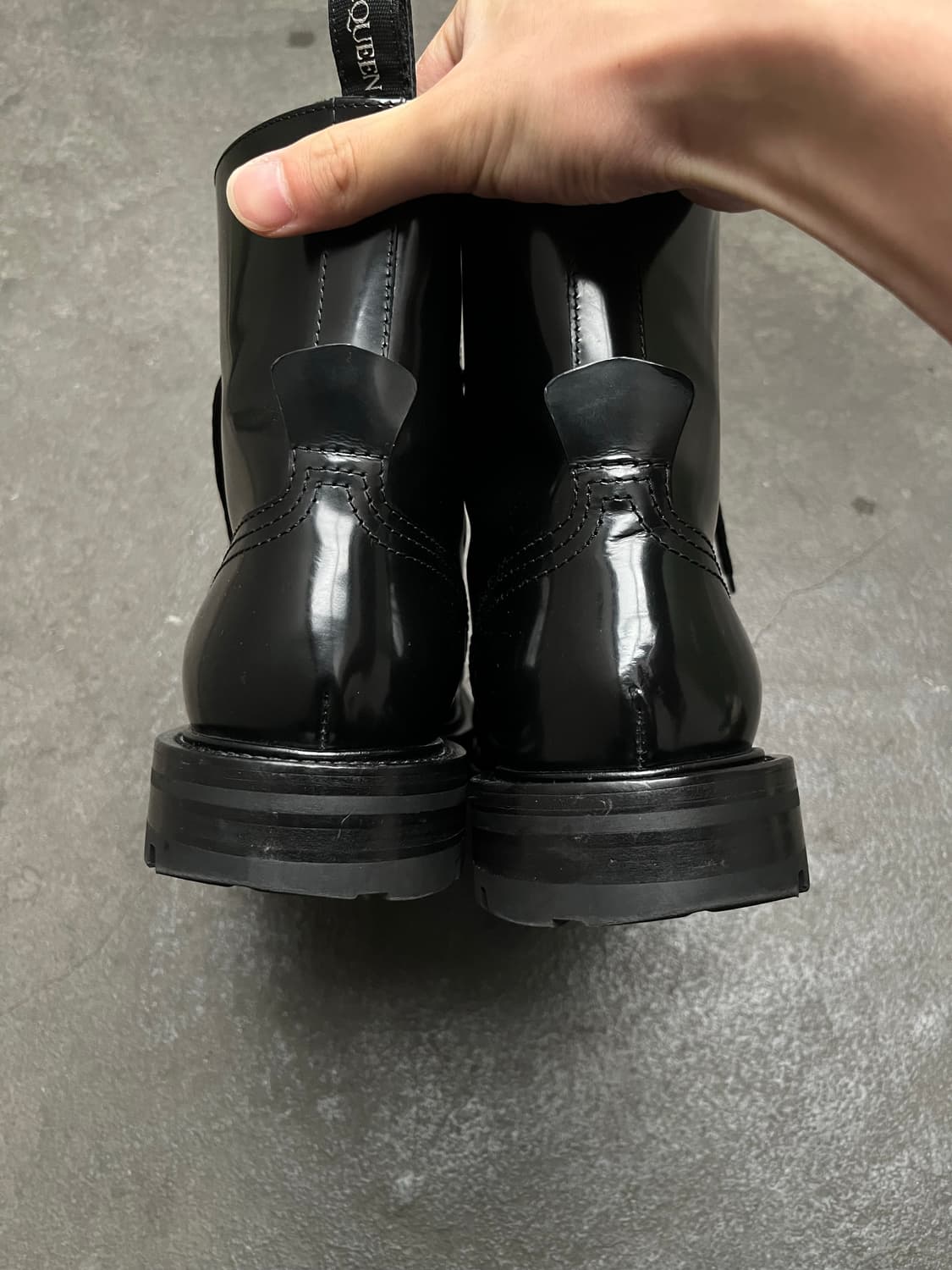 알렉산더 맥퀸 레이스업 부츠 상품이미지5