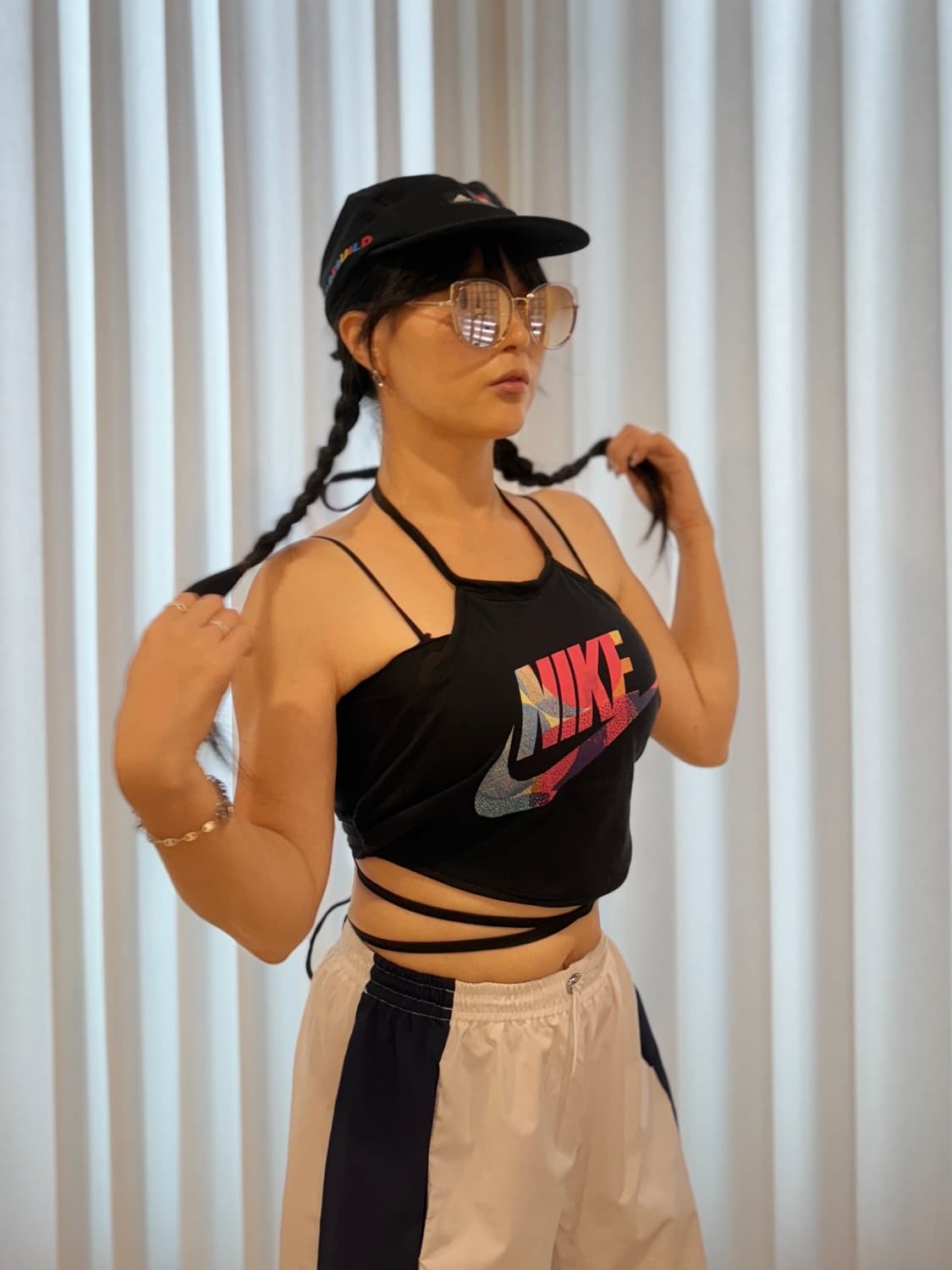 나이키 스트랩 크롭탑 상품이미지3