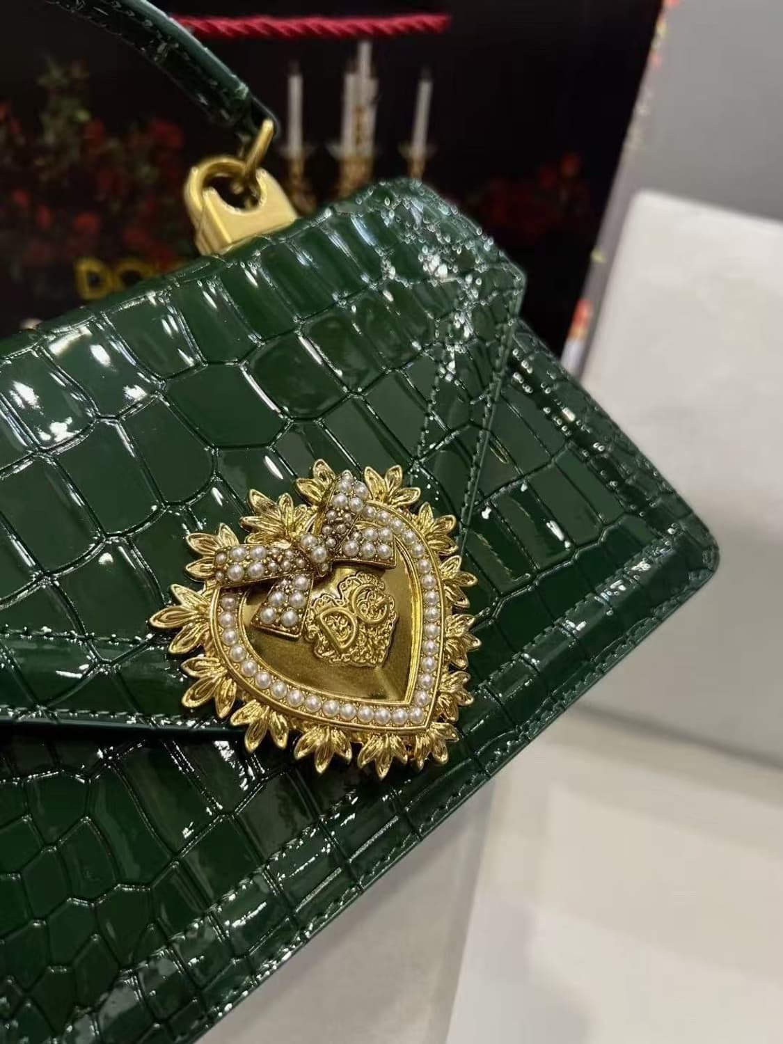 돌체앤가바나 체인 핸드백 / 사이즈: 19X4.5X13cm
 상품이미지3