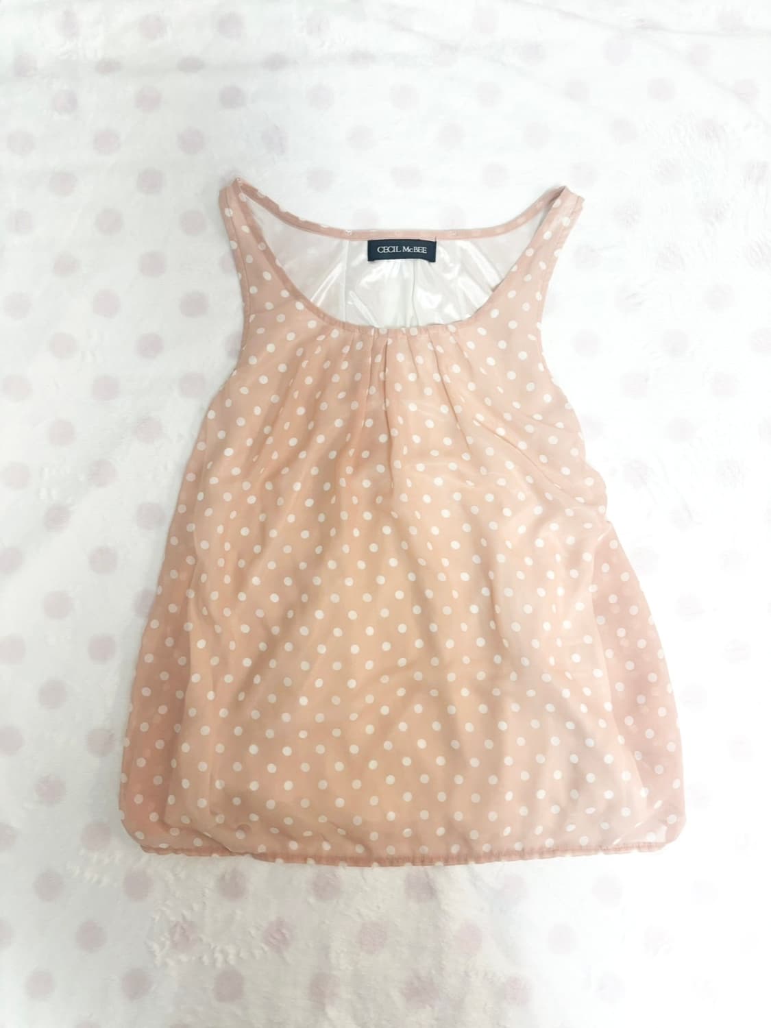 세실맥비 딸기캐럿 리본도트 프릴 캐미솔 나시 슬리브 히메갸루라떼갸루 상품이미지2