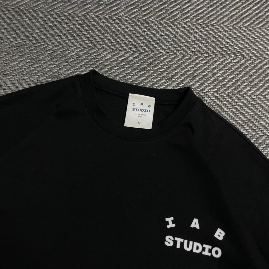 IAB STUDIO 아이앱 박시핏 빅로고 반팔 티셔츠 블랙y 5495 상품이미지6
