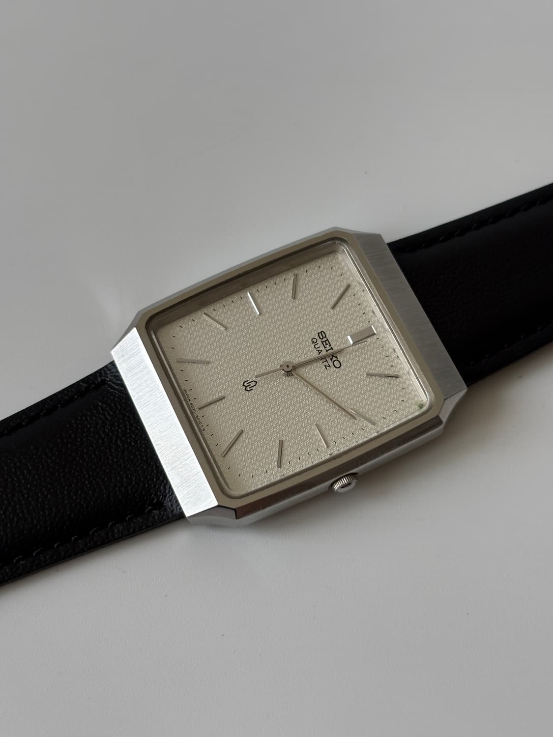 세이코 1980년대 Seagull 텍스처 다이얼 실버 스퀘어 쿼츠 상품이미지2