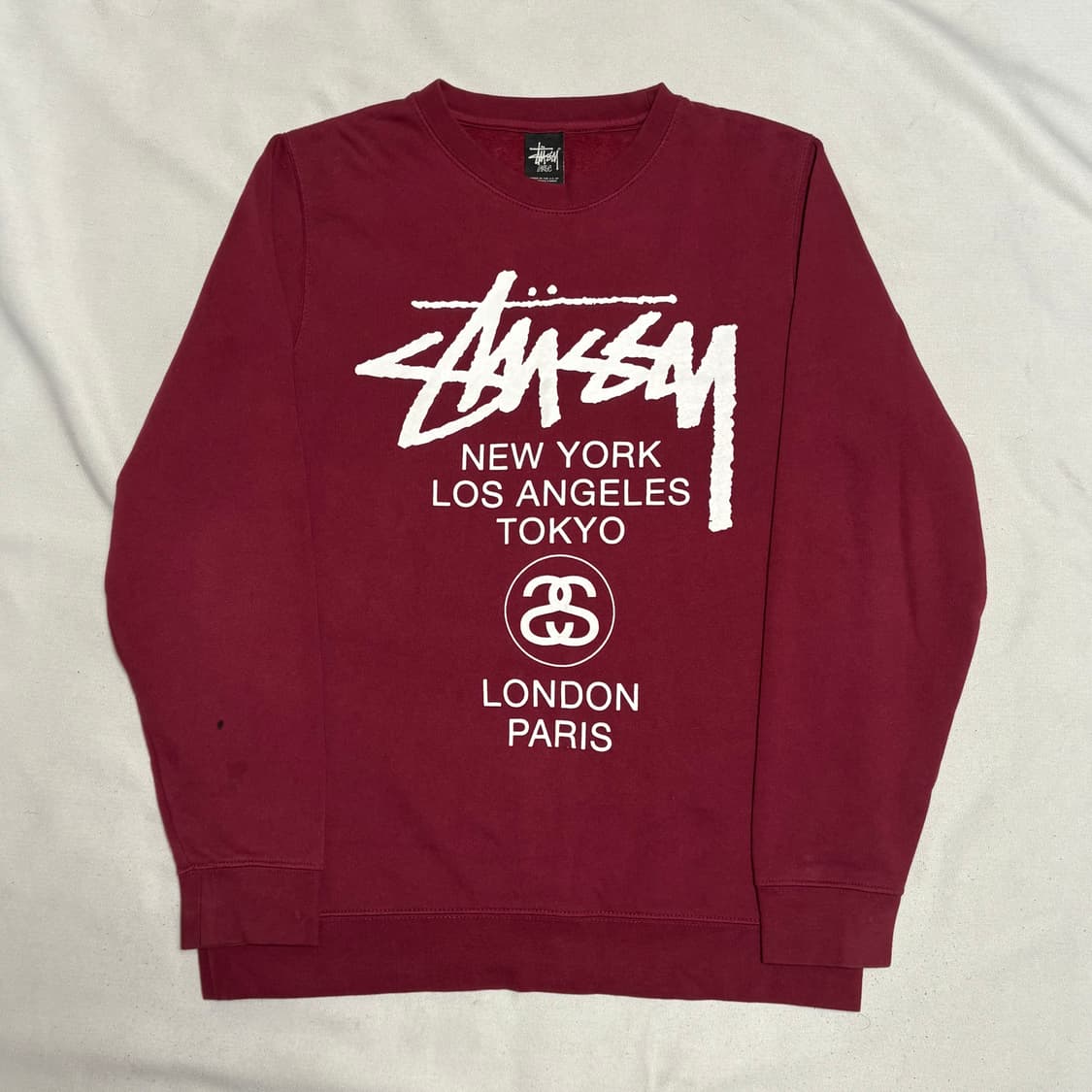 L 스투시 월드투어 버건디 맨투맨 상품이미지2
