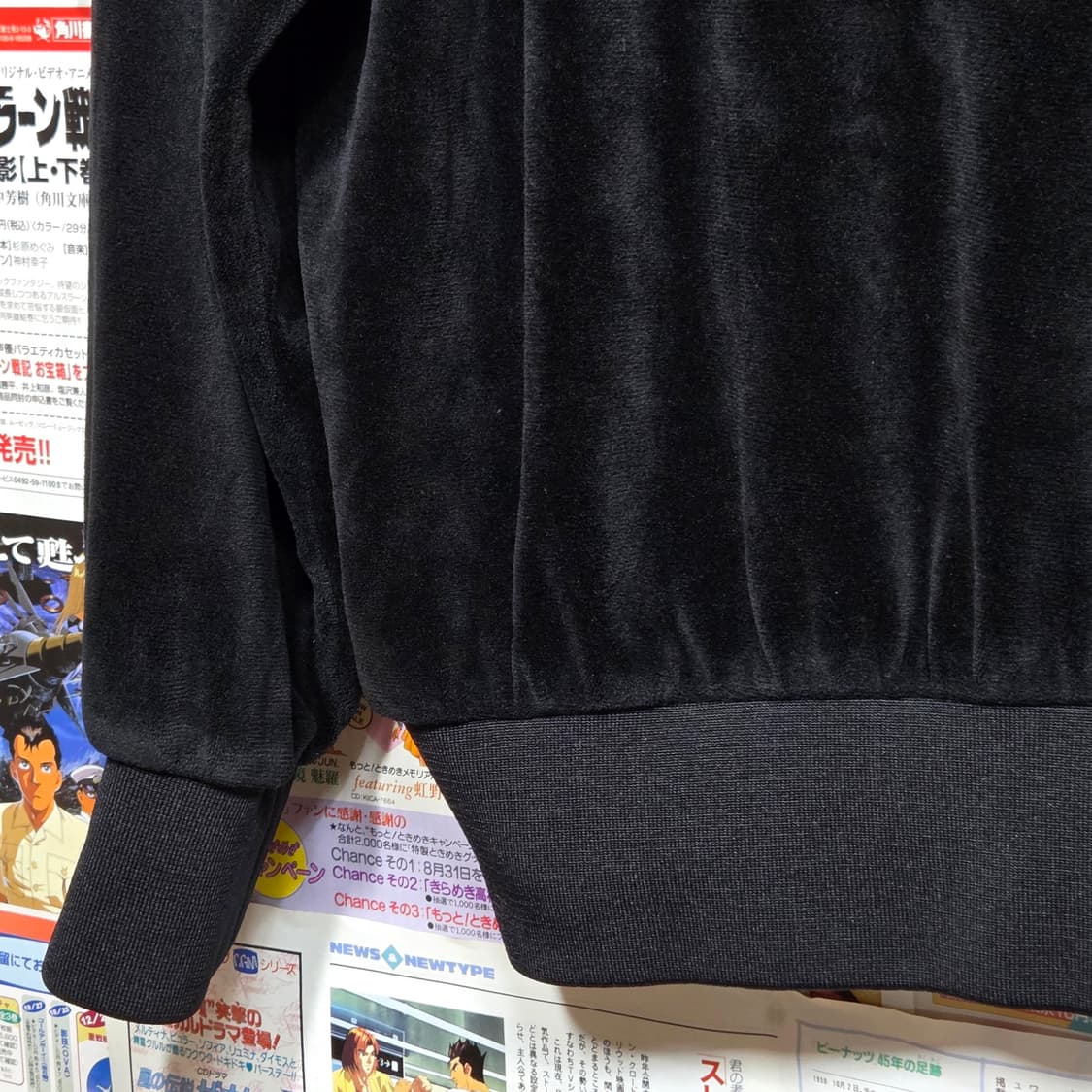 리바이스 빅로고 벨벳 블랙 맨투맨 상품이미지6