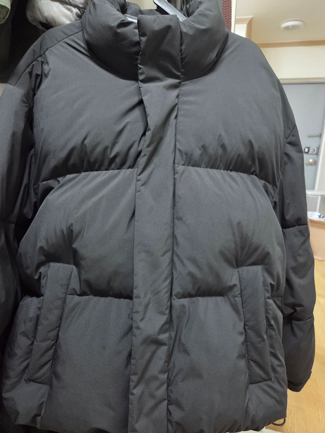 무텐다드 데일리 푸퍼 숏 패딩 상품이미지1