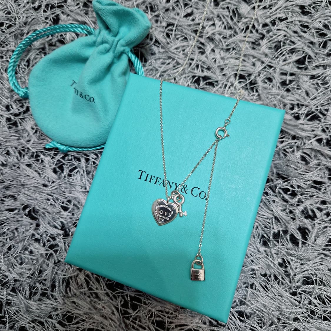 티파니앤코 러브 하트 키 목걸이 상품이미지2