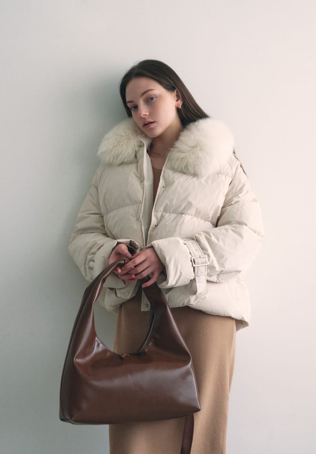 어다울 폭스퍼 숏패딩 아이보리 상품이미지1